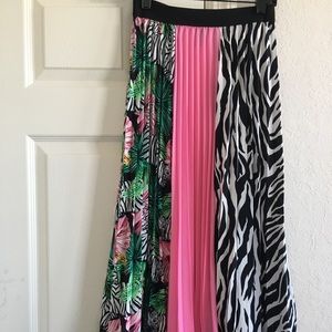 Pleated midi skirt,size XS